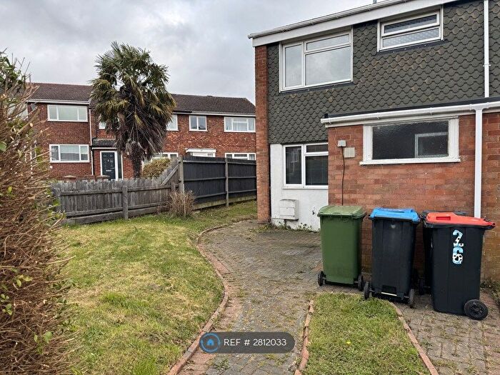 3 Bedroom Semi Detached House To Rent In Berwick Drive, Milton Keynes, MK3