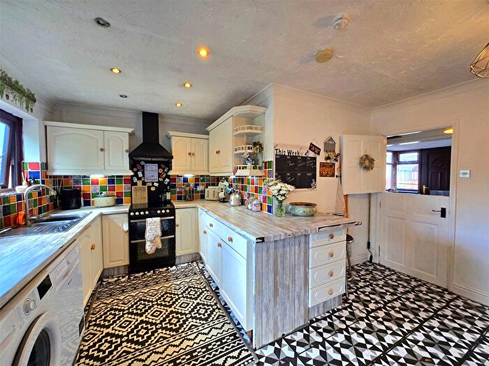 3 Bedroom Bungalow For Sale In Greenwell Close, Crundale, Haverfordwest, SA62