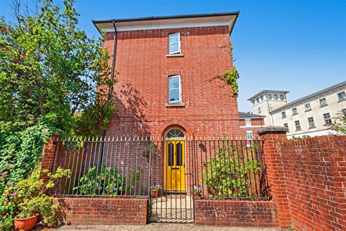 3 Bedroom Detached House For Sale In Haylands Close, Poundbury, Dorchester, DT1