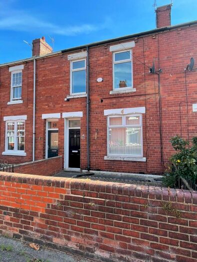 3 Bedroom Terraced House To Rent In Rede Avenue, Hebburn, NE31