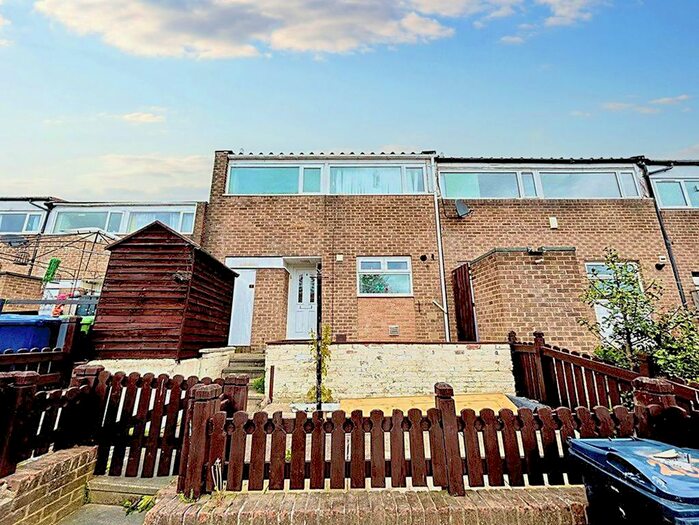 3 Bedroom Terraced House To Rent In Stockley Road, Washington, NE38