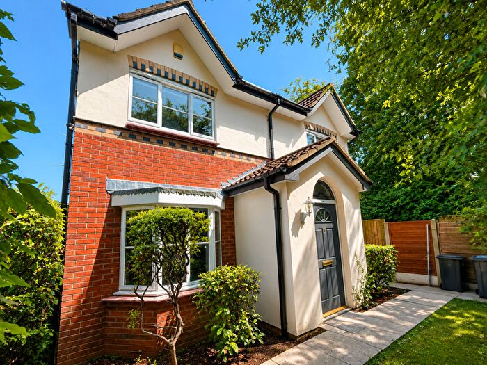 3 Bedroom Semi-Detached House To Rent In Harrier Close, Manchester, M22
