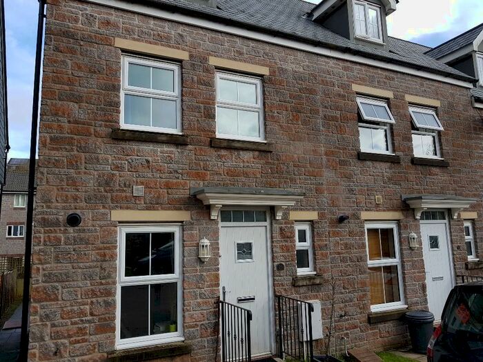 3 Bedroom End Of Terrace House To Rent In Carnglaze Close, Liskeard, PL14