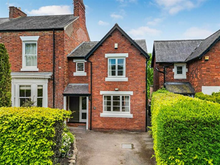 4 Bedroom End Of Terrace House For Sale In Elton Parade, Darlington, DL3