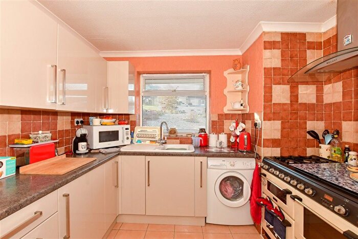 3 Bedroom Semi-detached Bungalow For Sale In Westdean Close, Dover, Kent, CT17