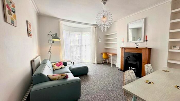 1 Bedroom Flat To Rent In Bedford Place, Brighton, BN1