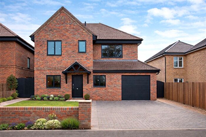 5 Bedroom Detached House For Sale In Elmsway, Ashford, Surrey, TW15