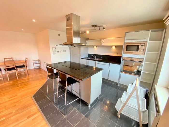 2 Bedroom Apartment To Rent In Salisbury House, Leicester, LE1