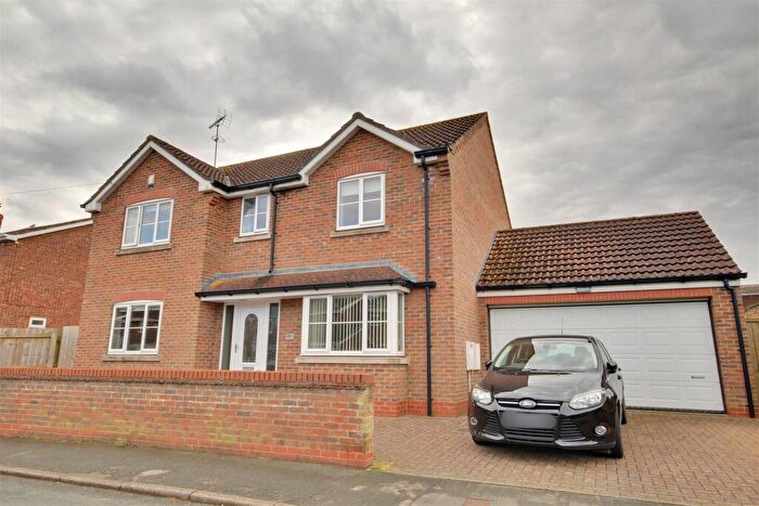 4 Bedroom Detached House For Sale In Old Road, Leconfield, Beverley, HU17