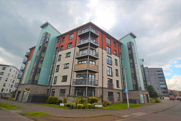 2 Bedroom Flat To Rent In Lochend Butterfly Way, Lochend, Edinburgh, EH7