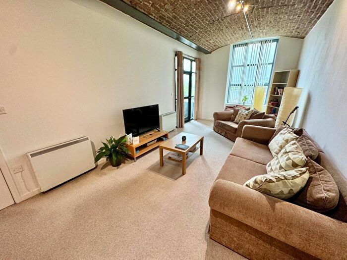 2 Bedroom Apartment For Sale In Bacup Road, Rawtenstall, Rossendale, Lancashire, BB4