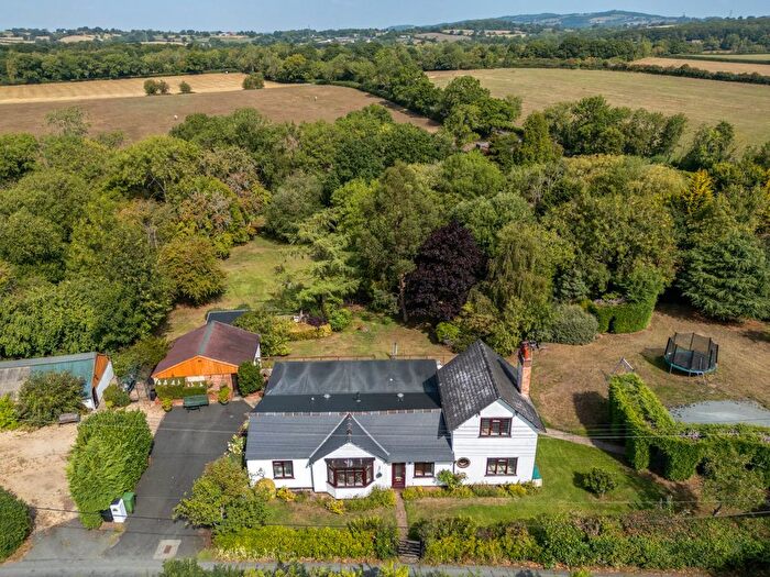 3 Bedroom Cottage For Sale In Woodland Road, Dodford, Bromsgrove, Worcestershire, B61