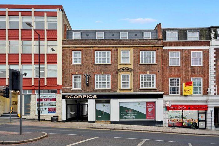 2 Bedroom Flat To Rent In Crendon Street, High Wycombe, HP13