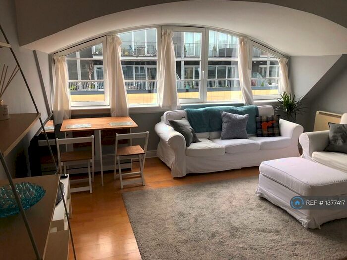 1 Bedroom Flat To Rent In St Andrews Square, Glasgow, G1