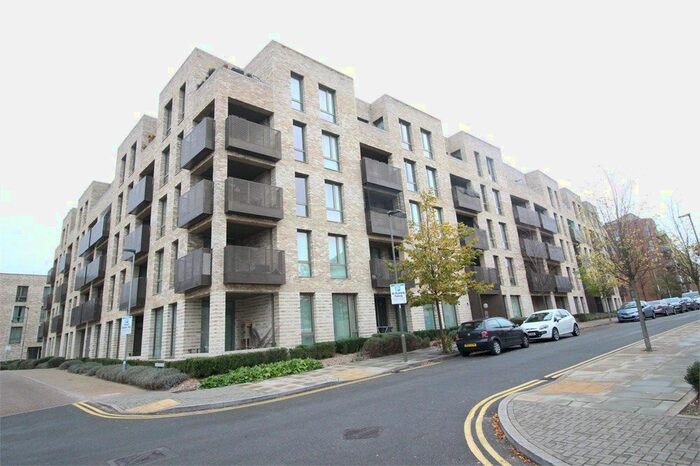 2 Bedroom Flat To Rent In Lacey Drive, Edgware, HA8