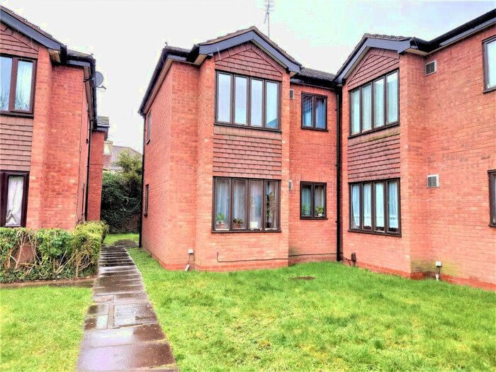 Studio To Rent In Tasker Close, Hayes, Greater London, UB3