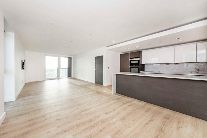 2 Bedroom Flat To Rent In Glenthorne Road, Glenthorne Road, W6