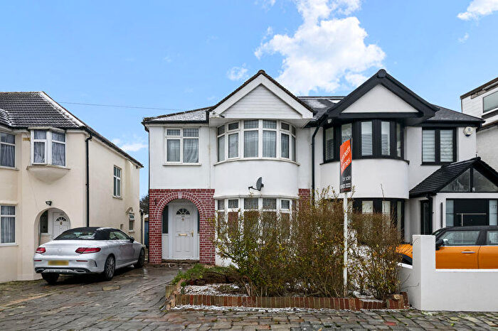 3 Bedroom End Of Terrace House For Sale In Carlyon Avenue, Harrow, HA2