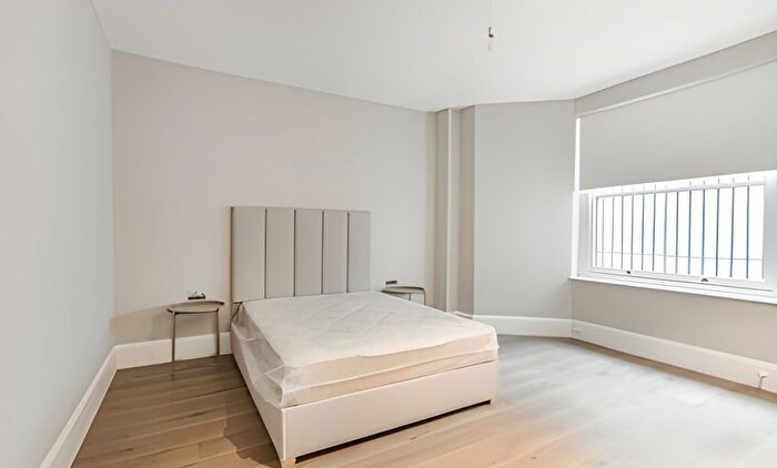 1 Bedroom Flat To Rent In Collingham Road, London, SW5