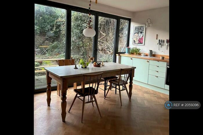 3 Bedroom End Of Terrace House To Rent In Flodden Road, London, SE5