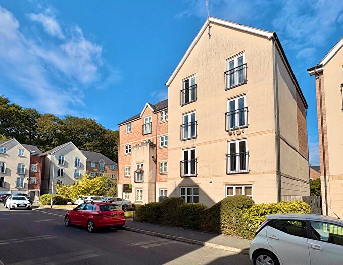 2 Bedroom Flat To Rent In Montgomery Avenue, Far Headingley, Leeds, LS16