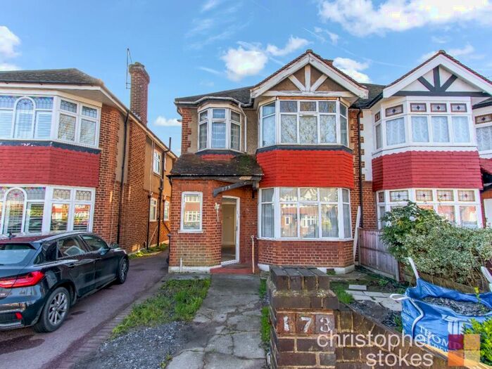 1 Bedroom Apartment To Rent In Parsonage Lane, Enfield, Greater London, EN1