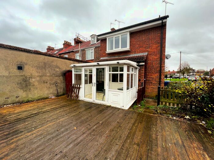 1 Bedroom Semi-Detached House To Rent In Holme Church Lane, Beverley, HU17
