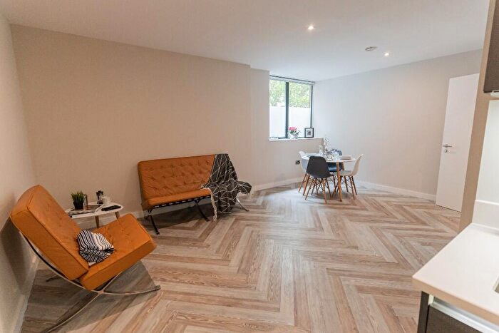 2 Bedroom Apartment To Rent In Great Western Street, Manchester, Greater Manchester, M14