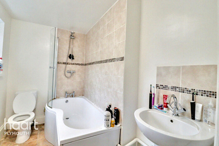 3 Bedroom Terraced House For Sale In Victory Street, Plymouth, PL2