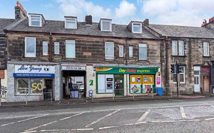 2 Bedroom Maisonette To Rent In Low Waters Road, Hamilton, ML3