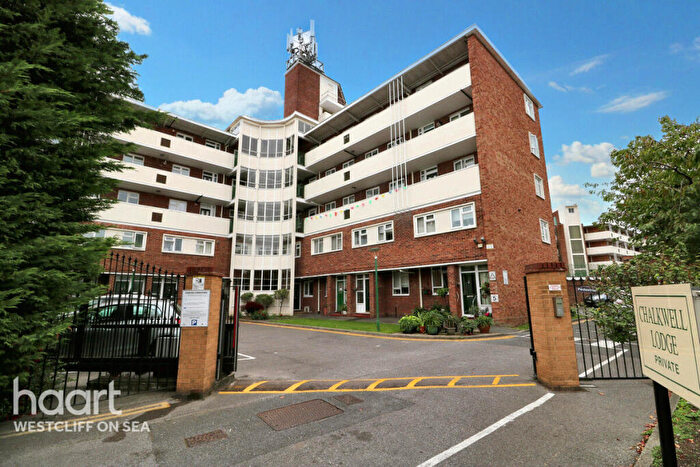 2 Bedroom Flat For Sale In London Road, Westcliff-On-Sea, SS0