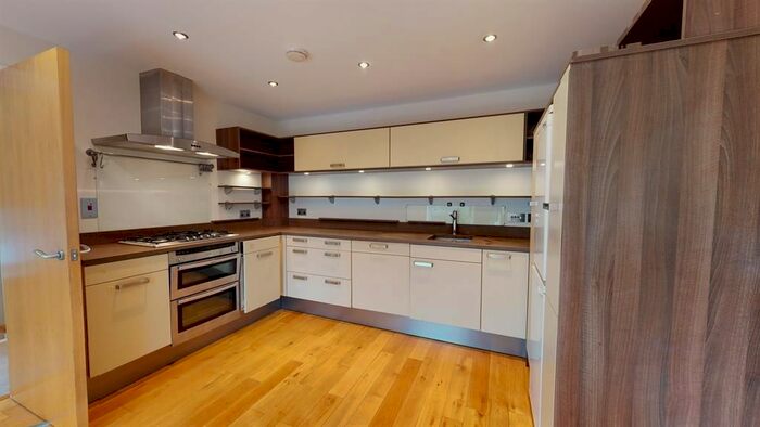 3 Bedroom Town House To Rent In East Busk Lane, Otley, LS21