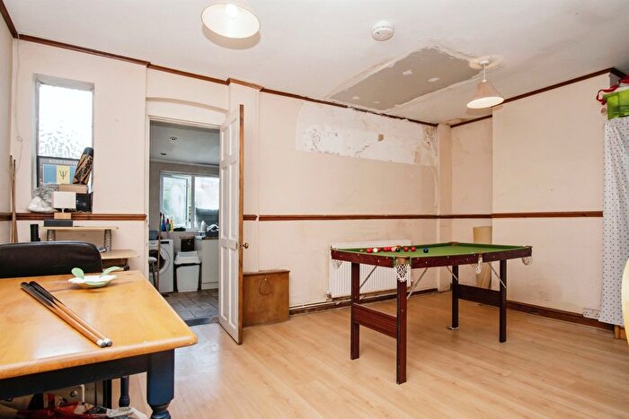 3 Bedroom Terraced House For Sale In Tideswell Road, Great Barr, Birmingham, B42