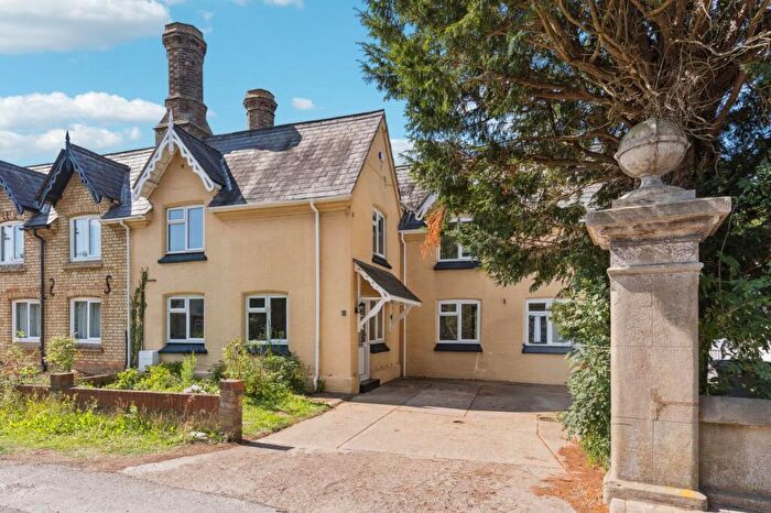 4 Bedroom Semi-Detached House To Rent In Bedford Road, Holwell Bury, Hitchin, SG5