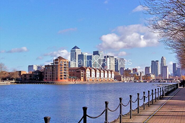 2 Bedroom Apartment To Rent In Cadmus Court, London, SE16