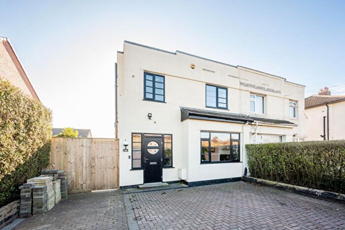 3 Bedroom Semi Detached House For Sale In Burscough Road, Ormskirk, L39