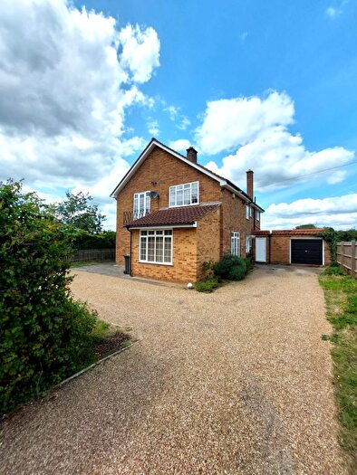 2 Bedroom Detached House To Rent In Churchgate, Waltham Cross, EN8