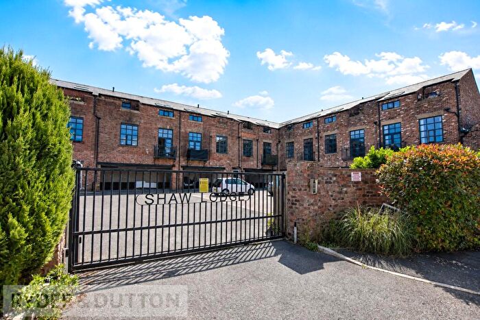 2 Bedroom Apartment For Sale In Lodge Street, Wardle, Rochdale, Greater Manchester, OL12