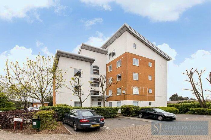 1 Bedroom Apartment To Rent In Felixstowe Court, Galleons Lock, E16