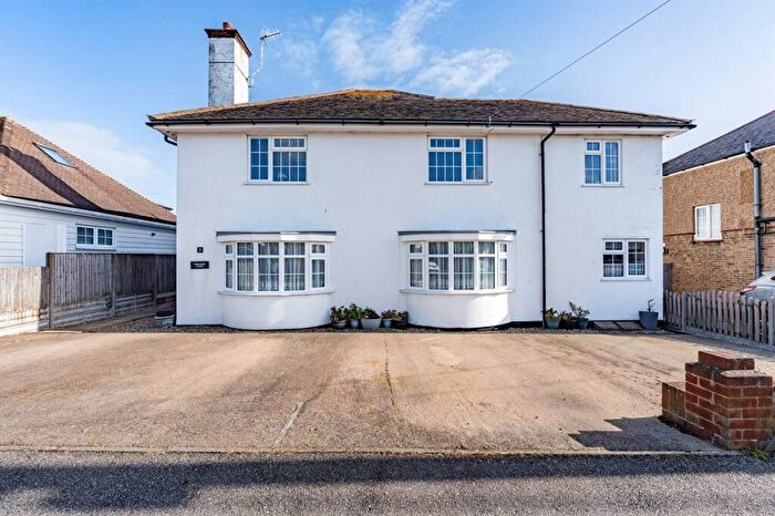 2 Bedroom Flat For Sale In Bridgefield Road, Tankerton, Whitstable, CT5