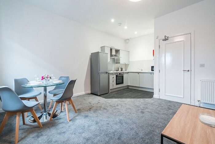 1 Bedroom Flat To Rent In Shakespeare Street, North Kelvinside, Glasgow, G20