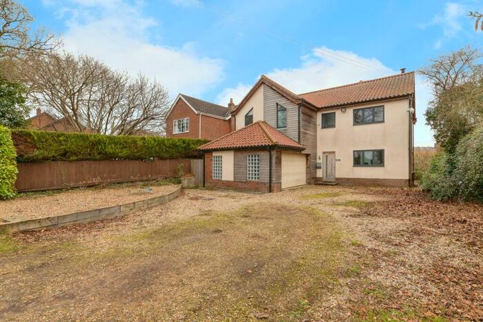 4 Bedroom Detached House For Sale In Mill Road, Barnham Broom, Norwich, Norfolk, NR9