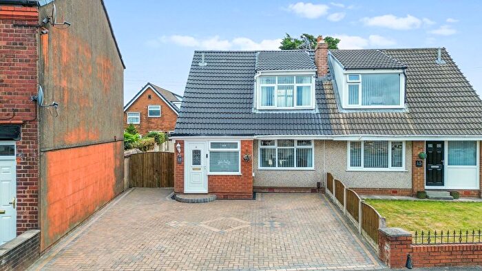 3 Bedroom Semi-Detached House For Sale In Lowfield Lane, St. Helens, WA9