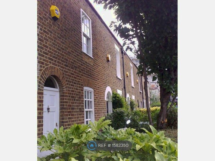 2 Bedroom Terraced House To Rent In Barchard St, London, SW18