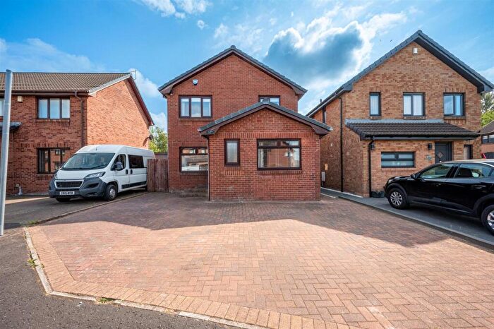 3 Bedroom Detached House For Sale In Parkneuk Street, Motherwell, ML1