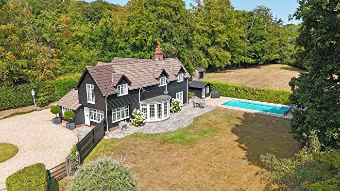 4 Bedroom Detached House For Sale In Honey Lane, Burley, Ringwood, BH24