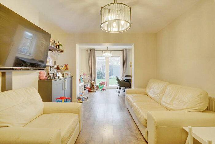 2 Bedroom Semi-Detached Bungalow For Sale In St. Clements Road, Benfleet, SS7