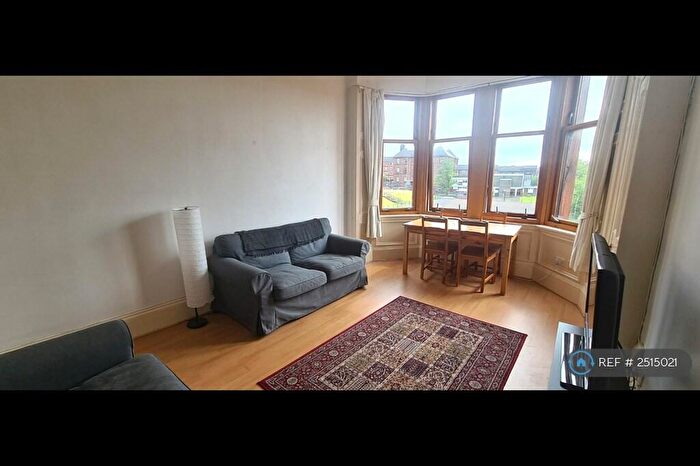 2 Bedroom Flat To Rent In Thornwood Drive, Glasgow, G11