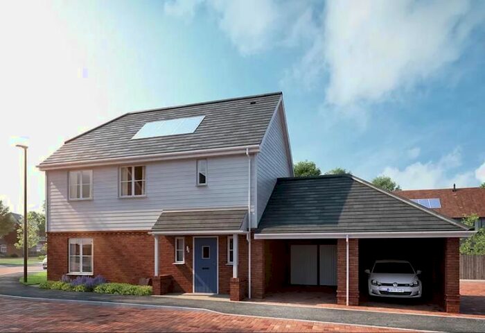 3 Bedroom Flat To Rent In Montgomery Road, Paddock Wood, Tonbridge, TN12