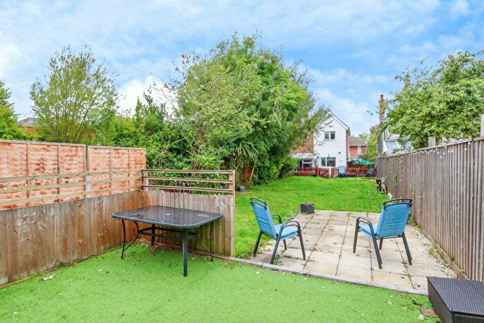 4 Bedroom Detached House For Sale In Uppleby Road, Poole, Dorset, BH12